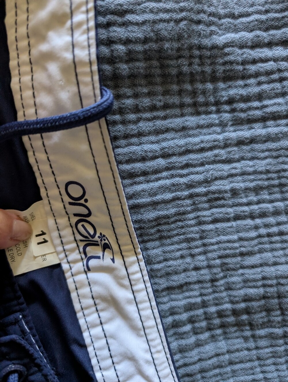 O'Neill Navy Swim Shorts with White Waistband and Logo - Picture 4 of 6